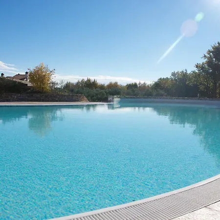 Sakura House By Bookinggardalake Moniga del Garda